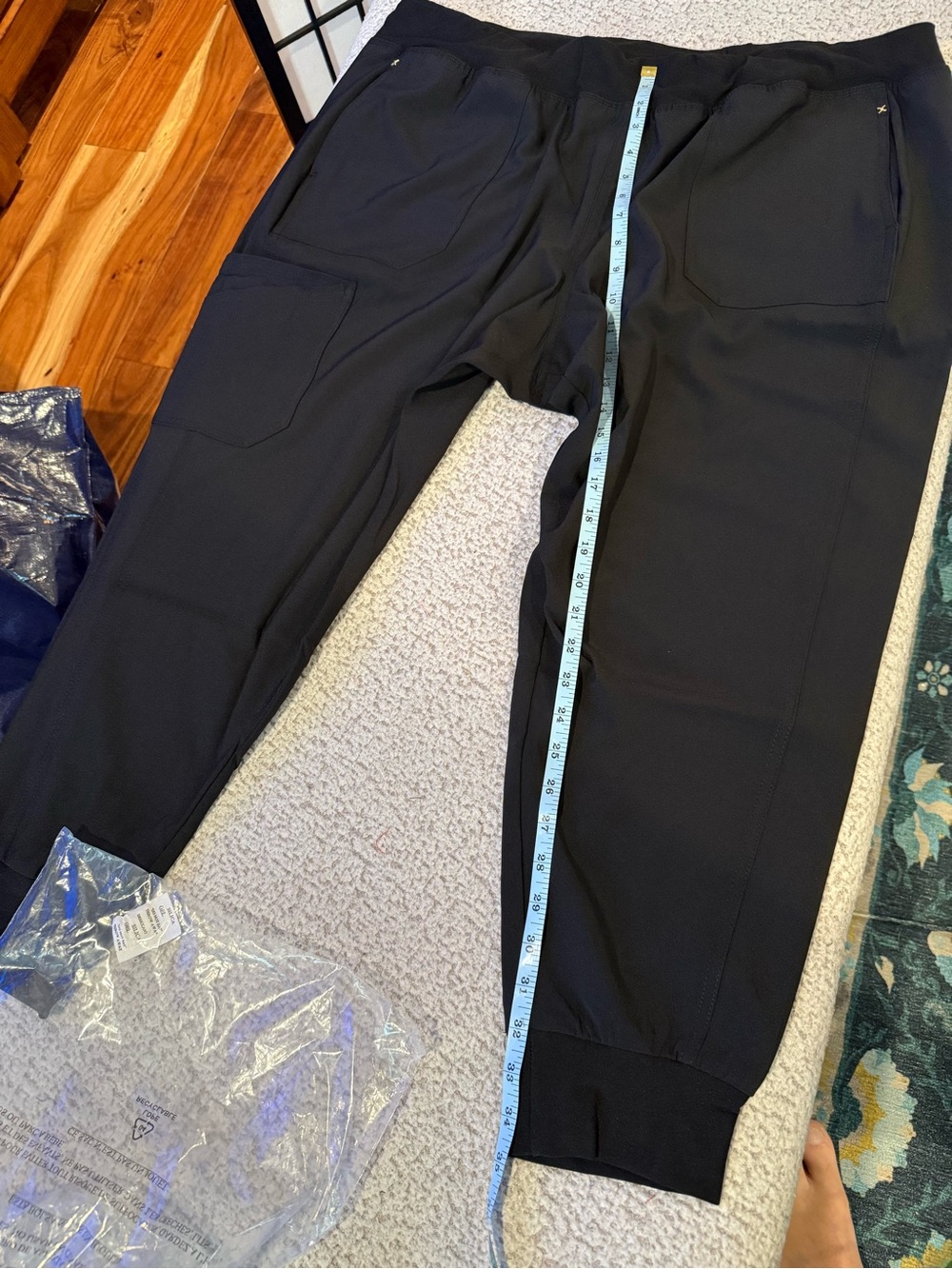 Petite 2X Black Jogger Scrub Pants Stretch Cargo Athletic Comfort 18W-20W - Picture 7 of 8